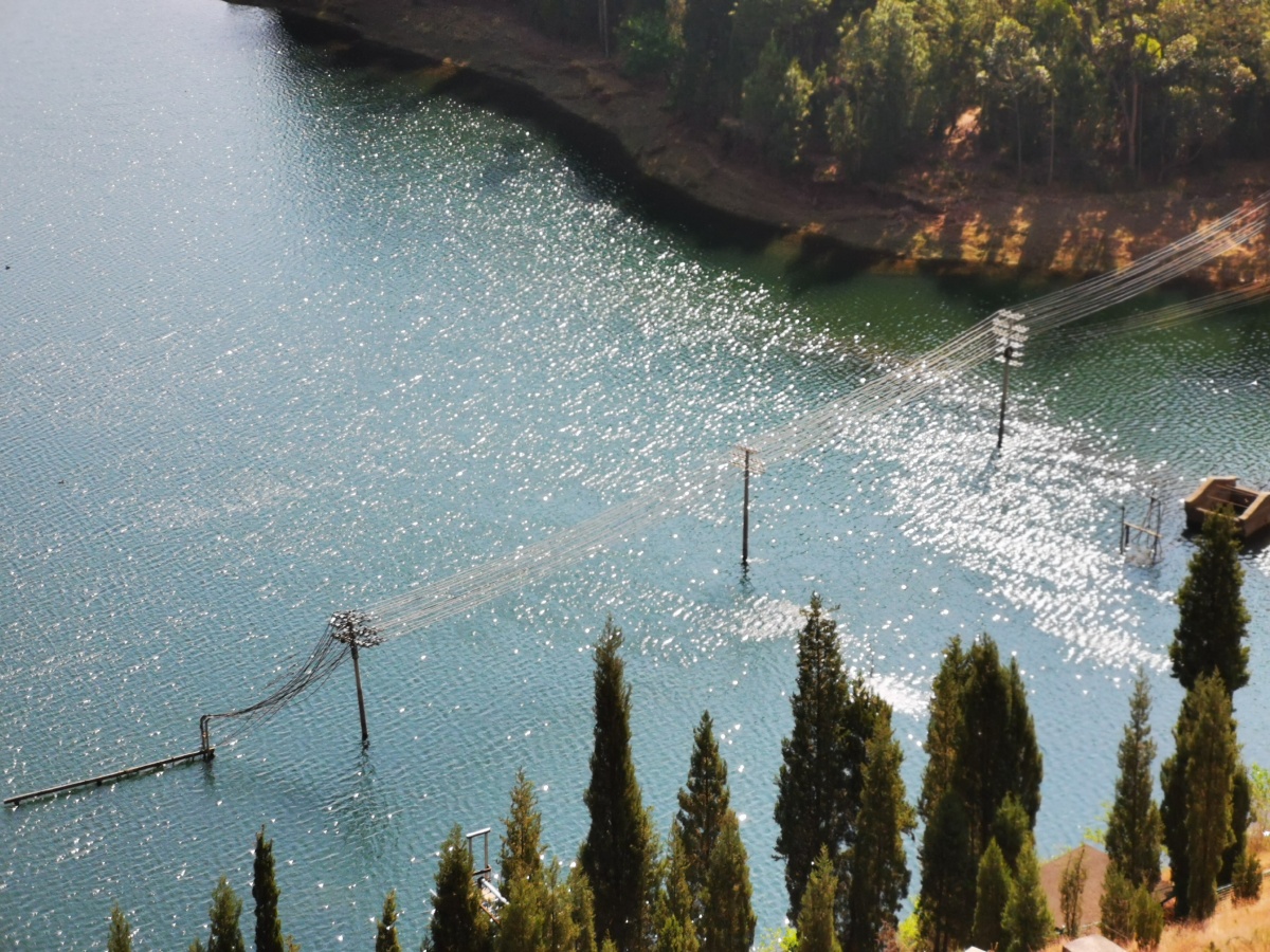 淡淡的夏天云南大理鹤庆西龙潭风光