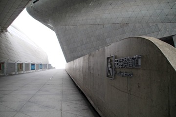 757701