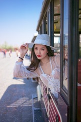 987051