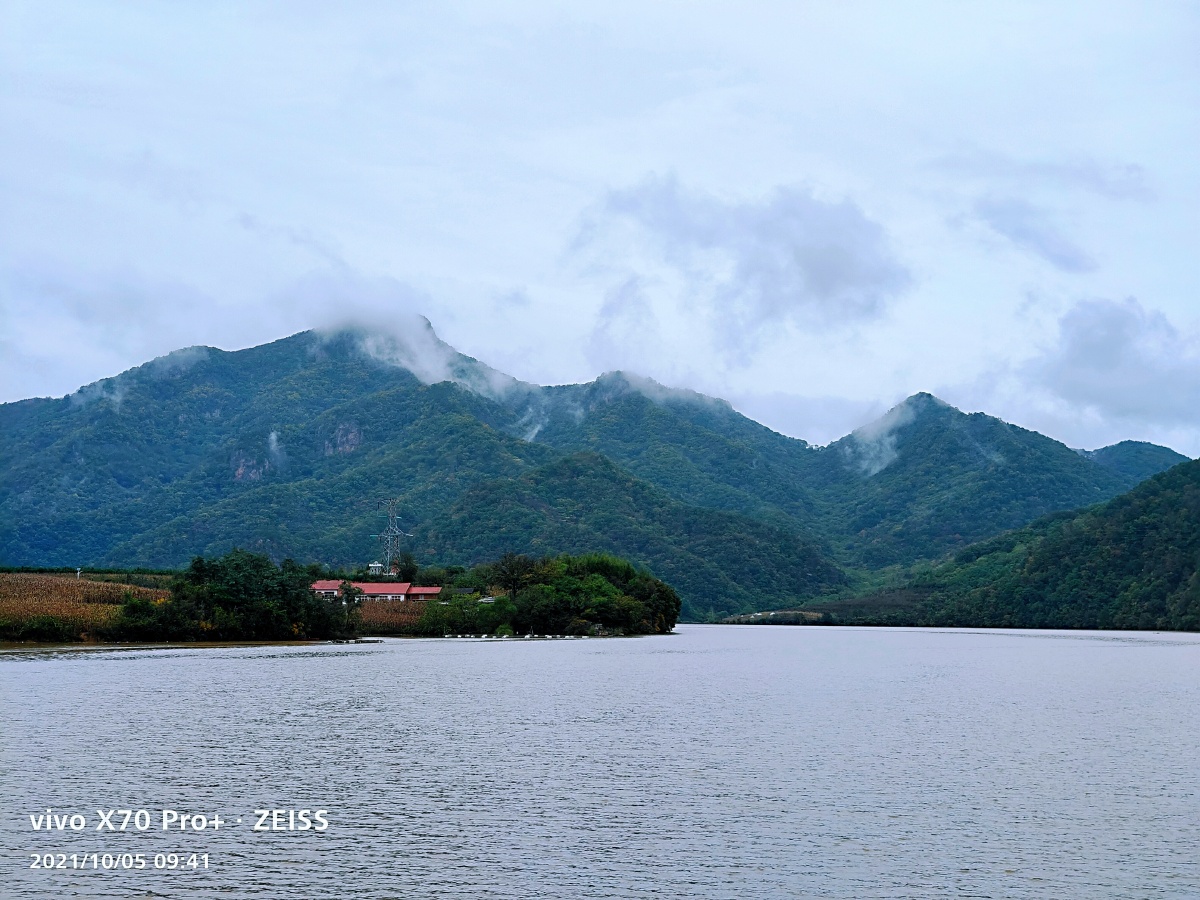 丹东宽甸青山湖