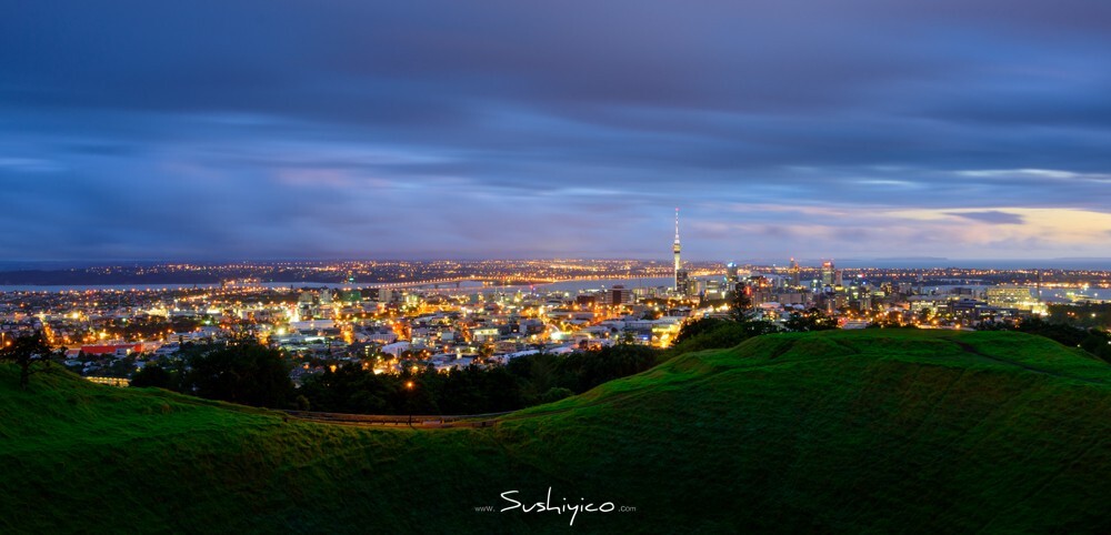 D1奥克兰Auckland 伊甸山Mount Eden能看到奥克兰的核心城区，这是日出