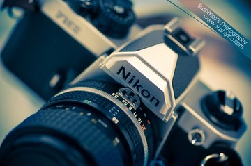 NIKON FM2(签名缩小).jpg
