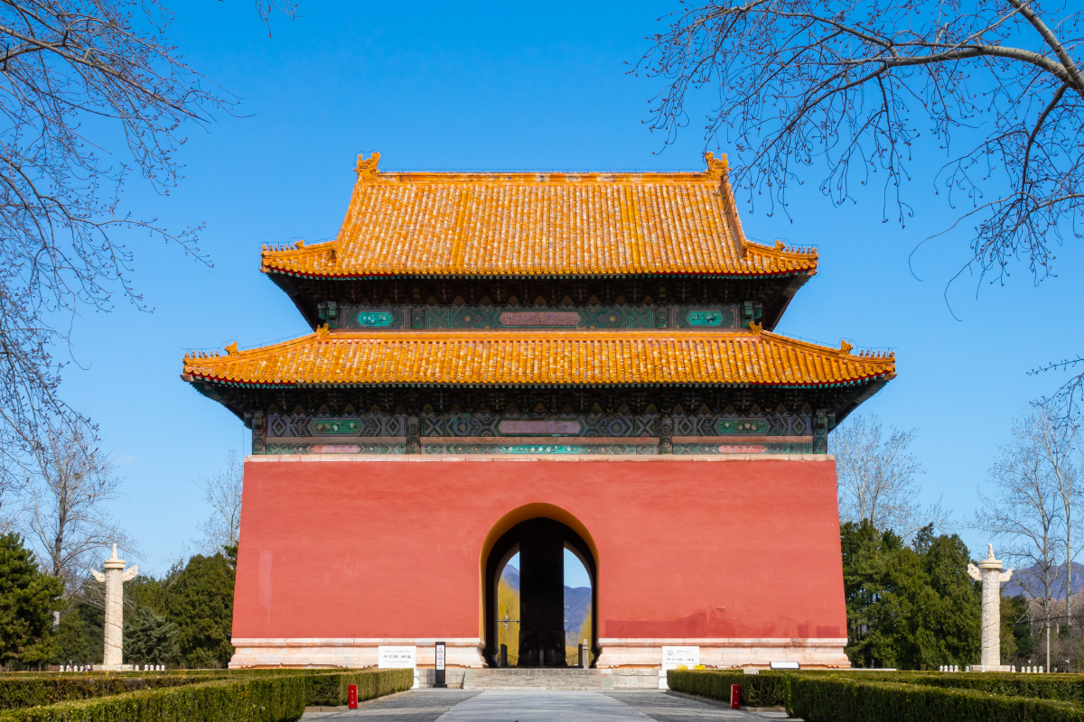 明十三陵大红门神道入口