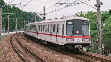 389988