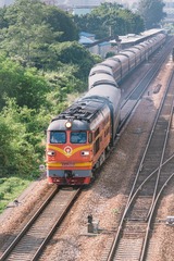 783458