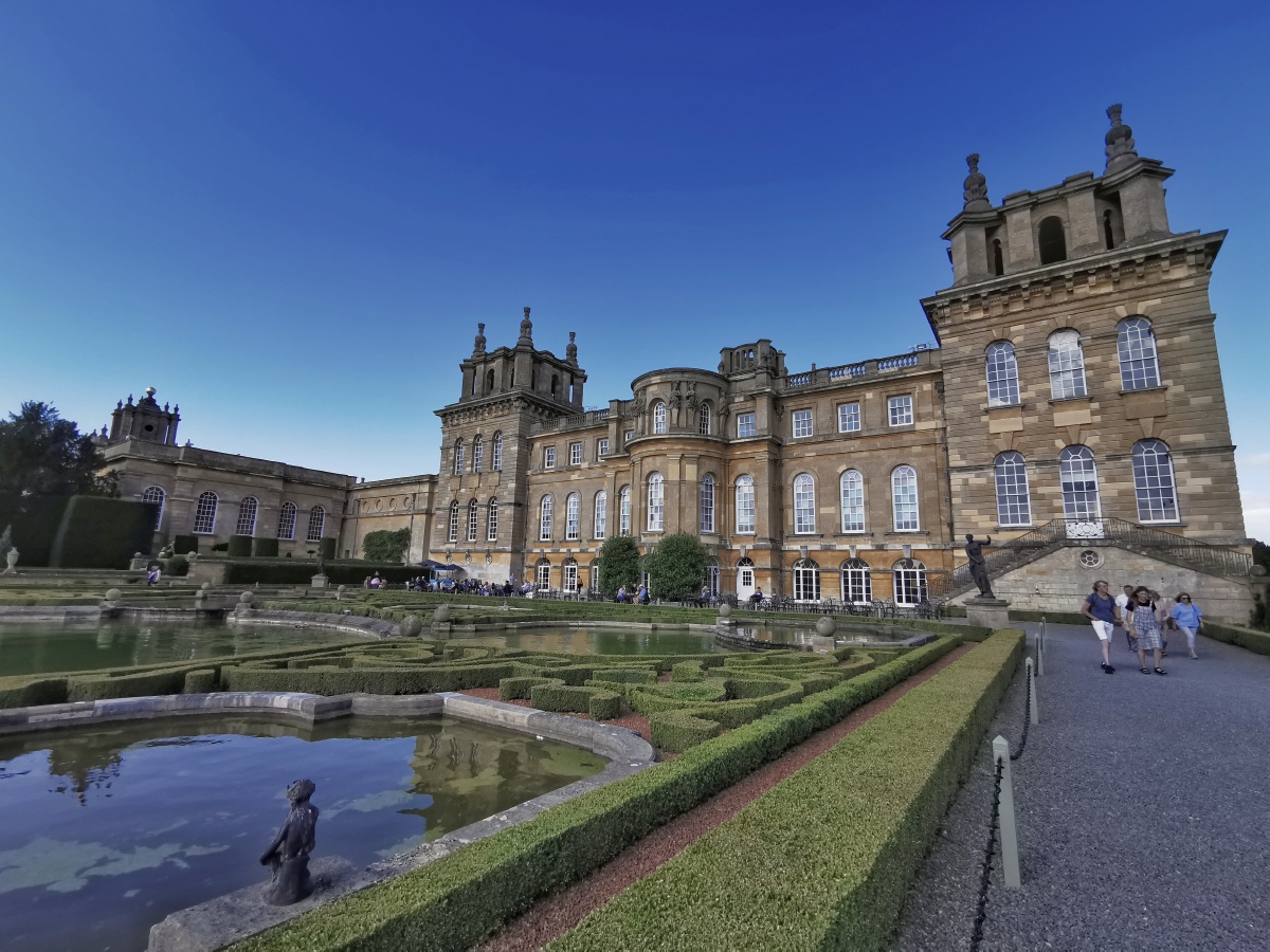 布伦海姆宫-丘吉尔庄园.非常喜欢的庄园,世袭.