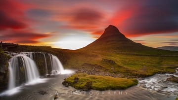 Kirkjufell 的召唤