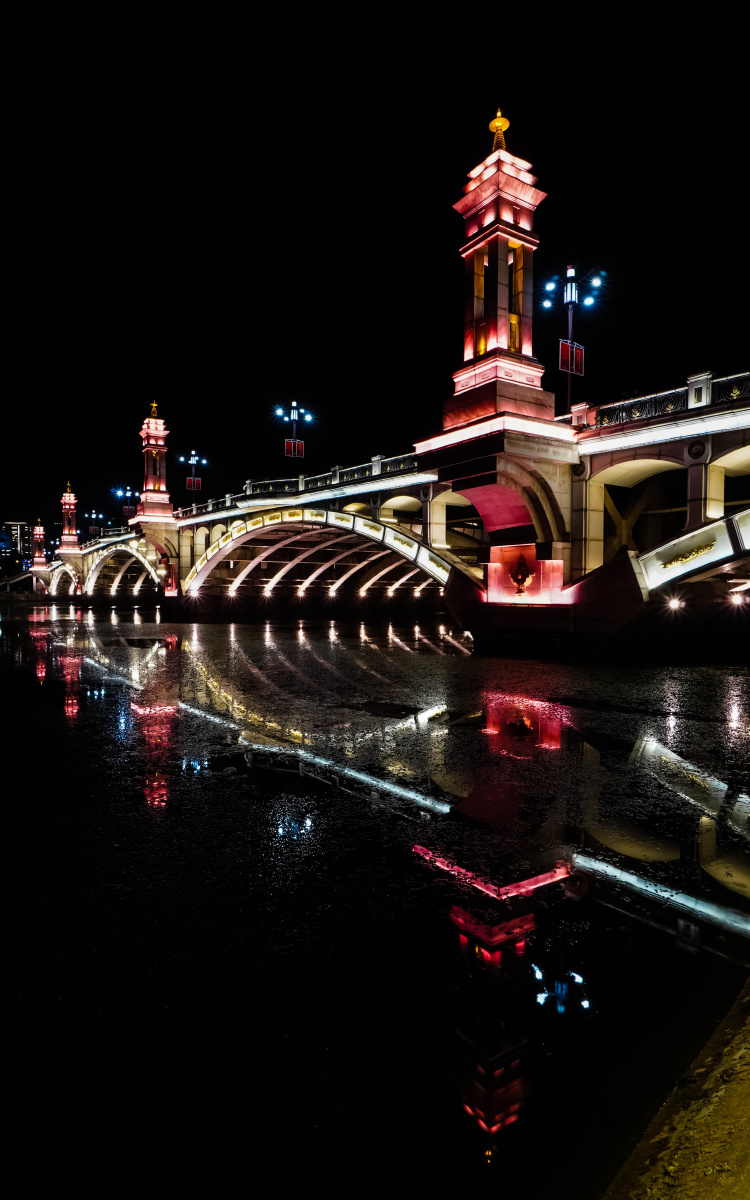 璀璨夺目的兴盛大桥洱海上最美丽的风景线