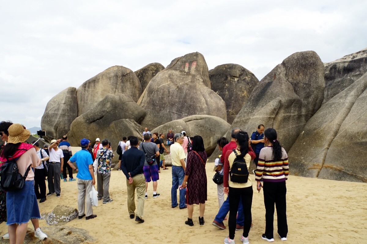 辽宁本溪有什么石头,辽宁本溪辽砚出产地质博物馆被誉为金城
