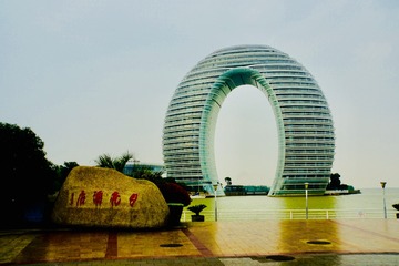 001