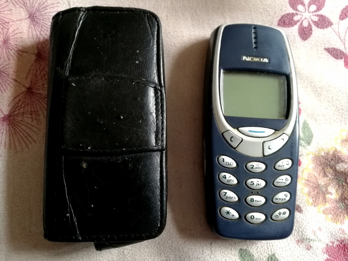 怀旧,最早的手机,诺基亚3310 - 柴喜男 - 图虫