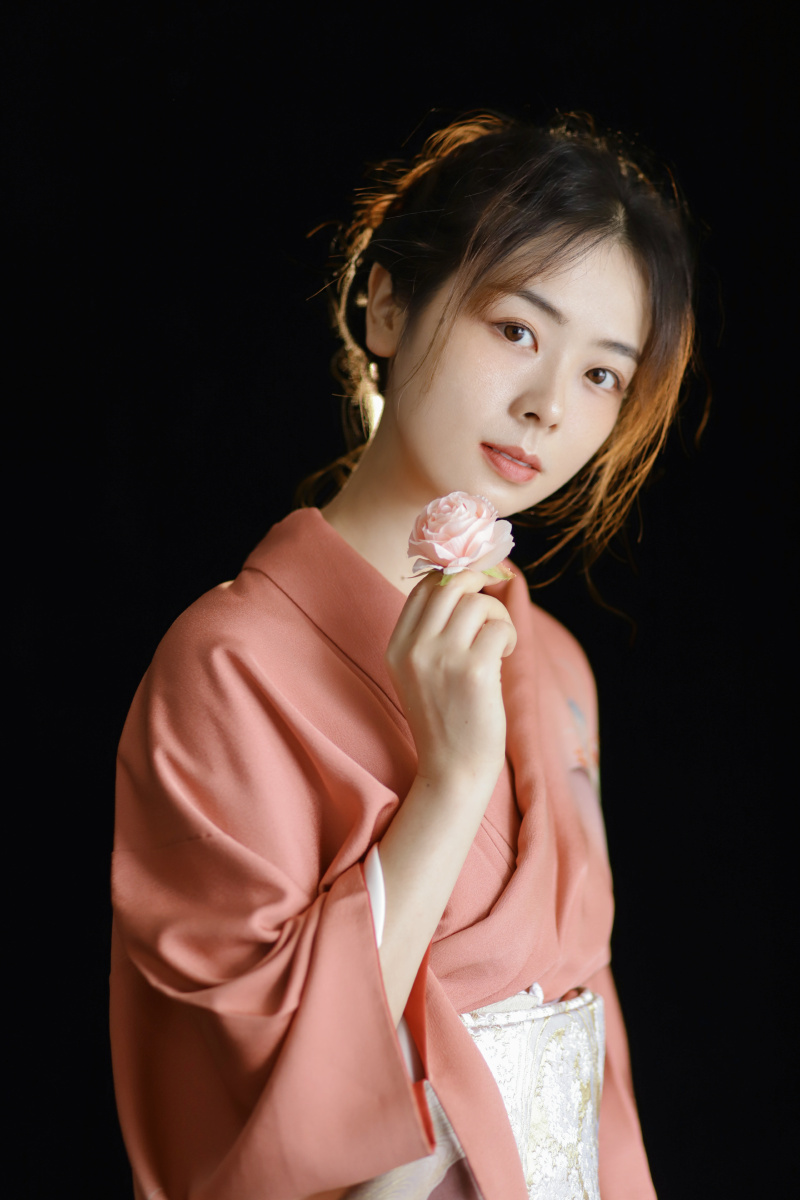 神明少女 - 脸先着地的美少女 - 图虫