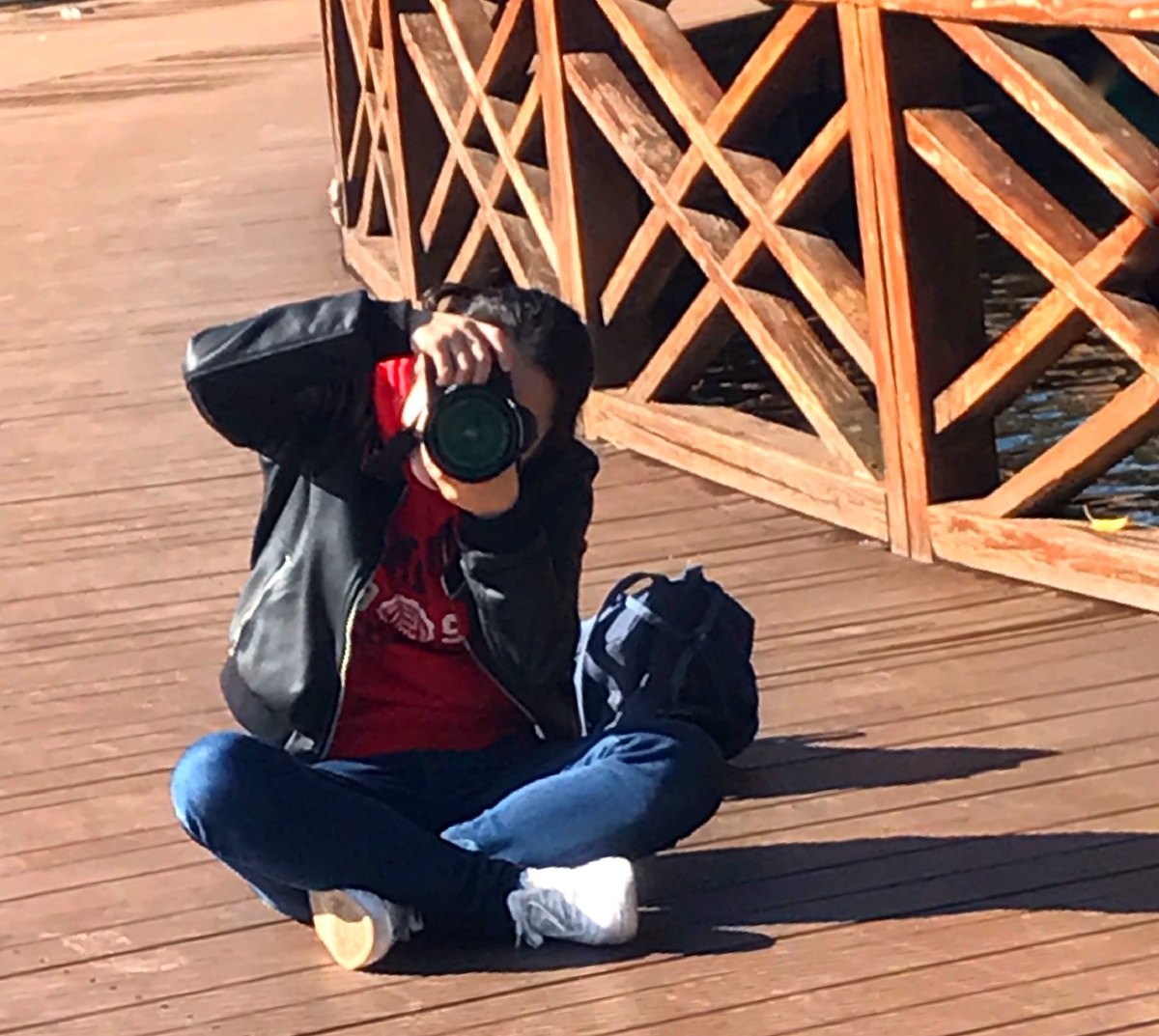 在西昌邛海湿地公园里自拍