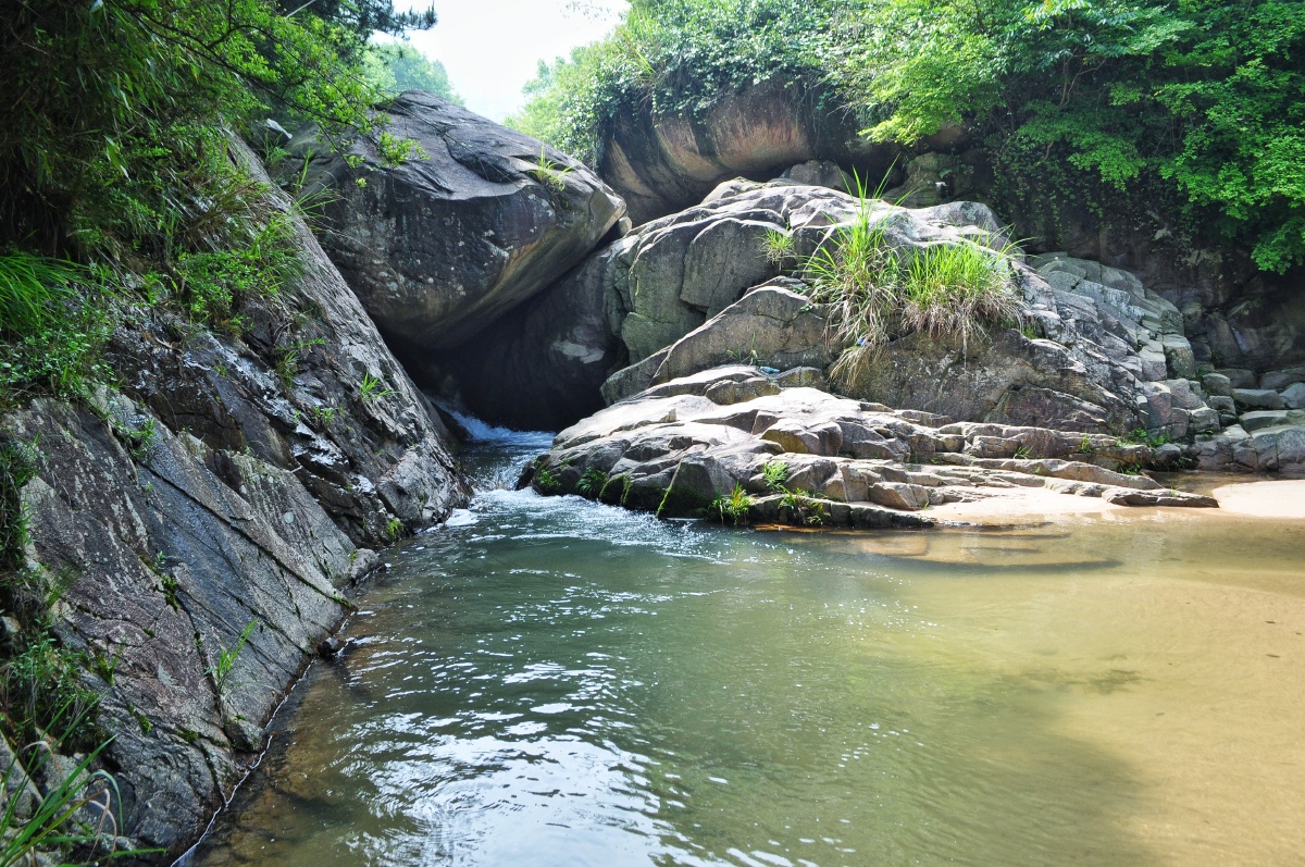 湖北蕲春木石河风光