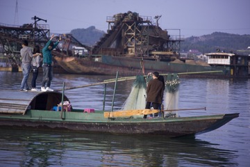 F7K76839