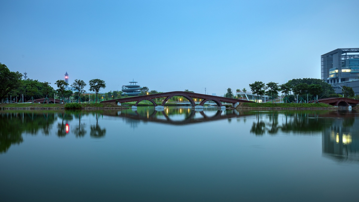 文翰湖公园夜景