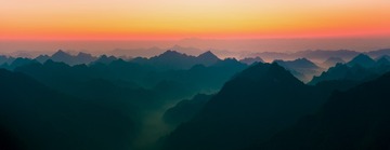 624888