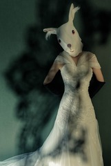 458599