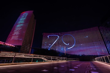 001