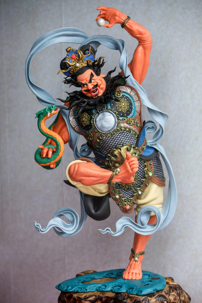 西方广目天王广目意为能以净天眼随时观察世界护持人民故名广目天王居