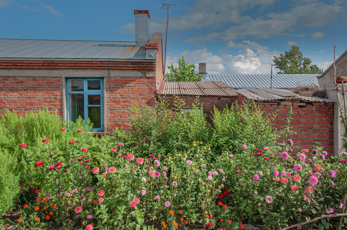 房子花建筑物住房外面的平房建筑    打开微信,使用"扫一扫"即可将