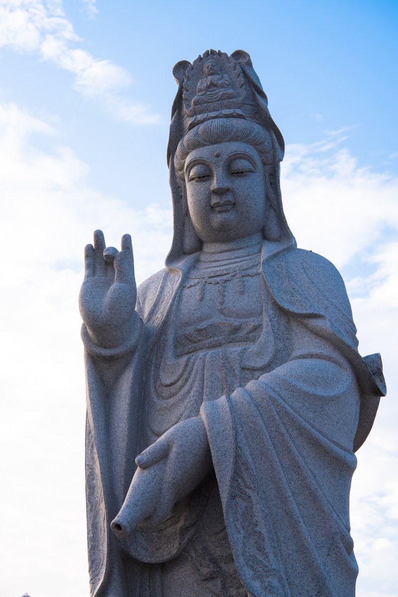 观音菩萨雕像