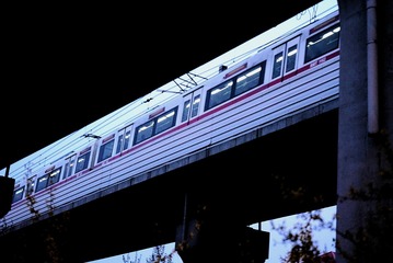 398483