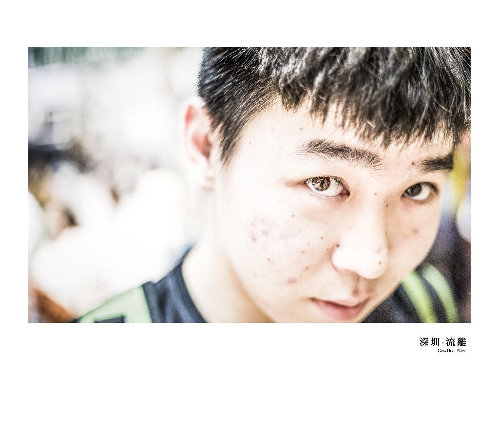 我同样也没放弃过我的生活，就算有时我根本无法抬起我头，注视你。