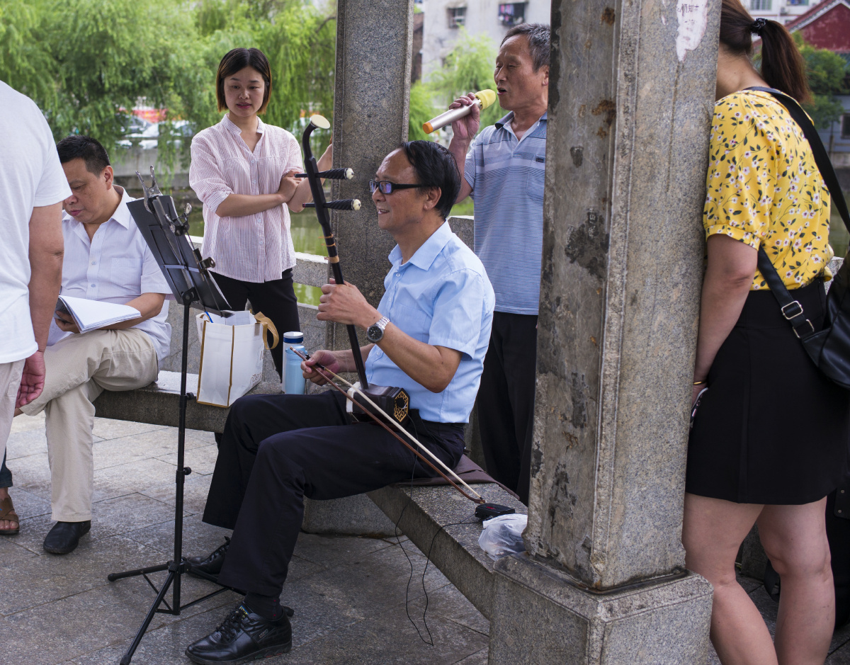 拉二胡的大叔2018于耒阳蔡伦纪念园