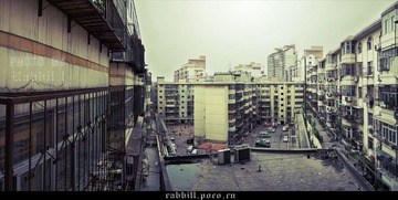 全景 大城边的小城