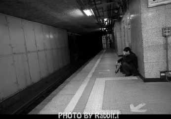 倾斜的世界 无尽的黑暗