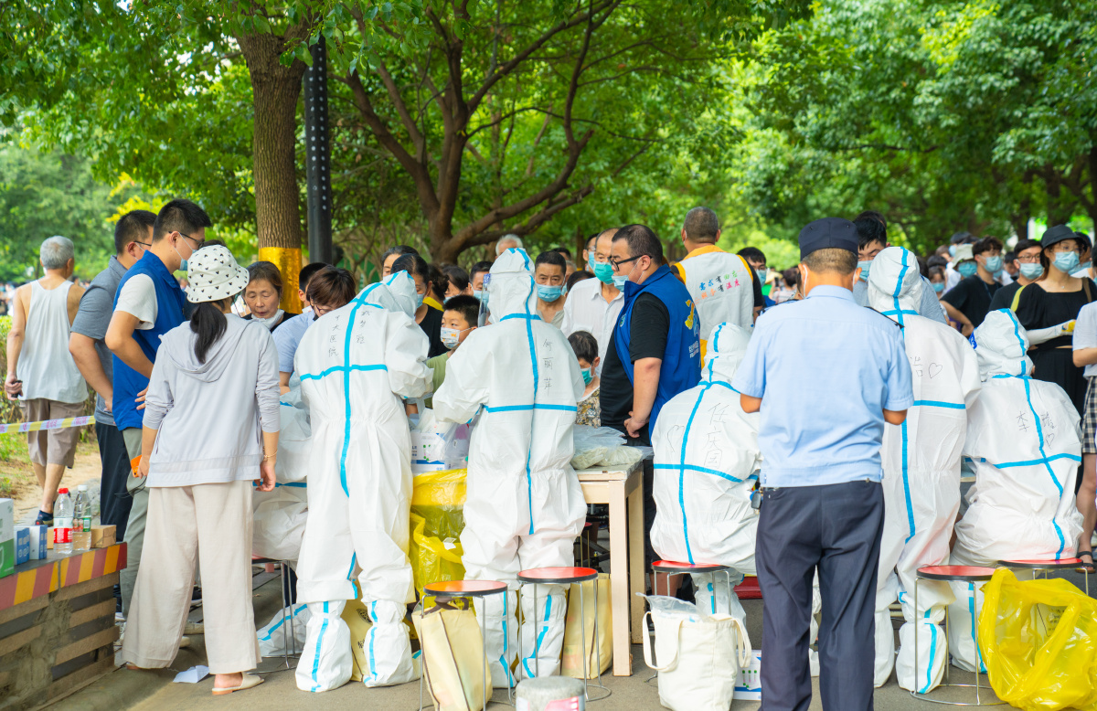 疫情的一线工作人员