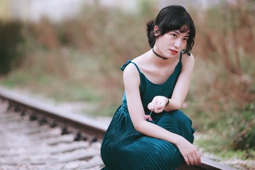 001