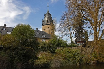 DG789