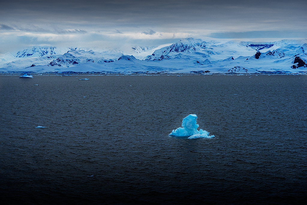南极蓝冰