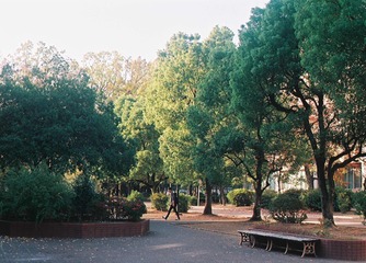 001