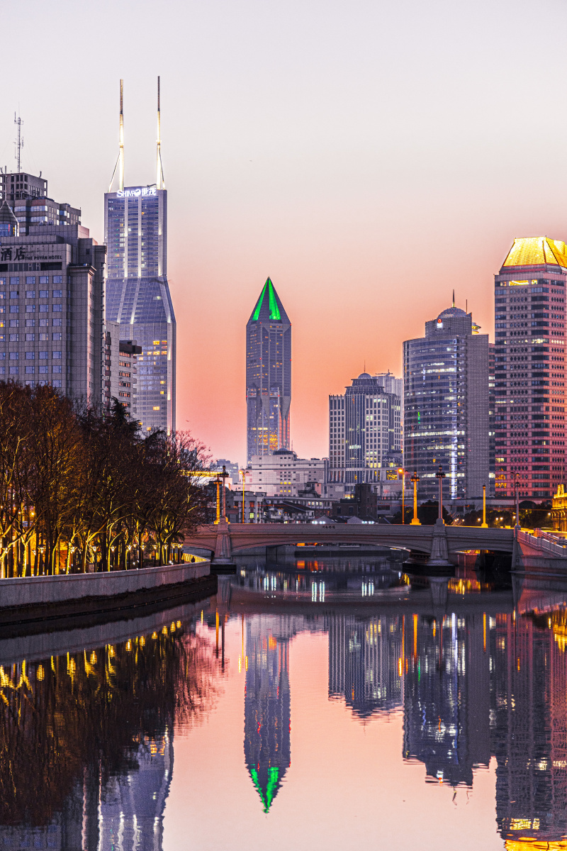 上海 苏河湾夜景 世茂大厦