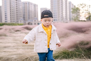 001