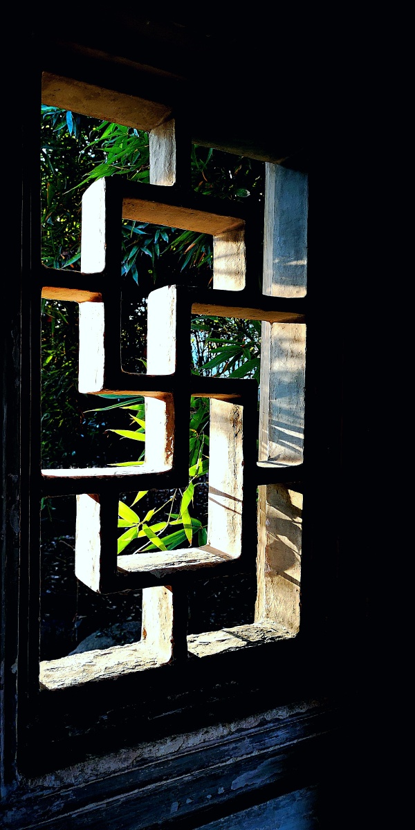 江南园林建筑特色花窗竹影