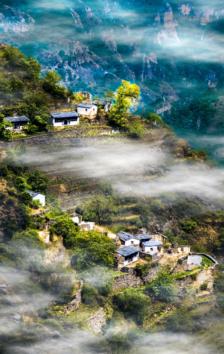 云雾山庄人都到城里去了如今已成空巢
