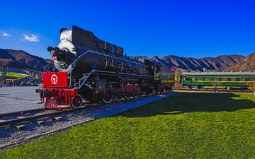 158931