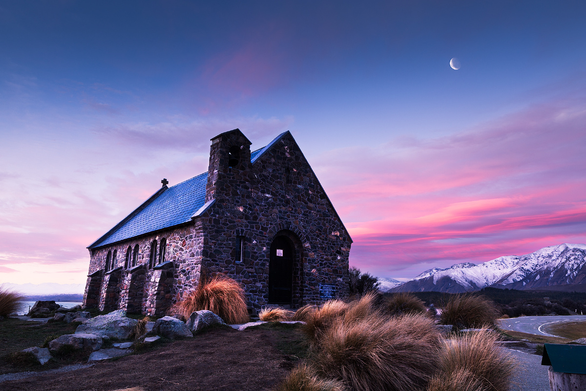 好牧羊人教堂的晚霞