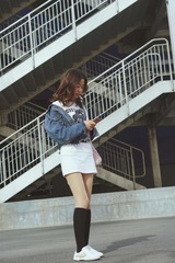 001