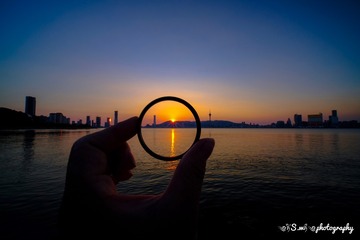 001