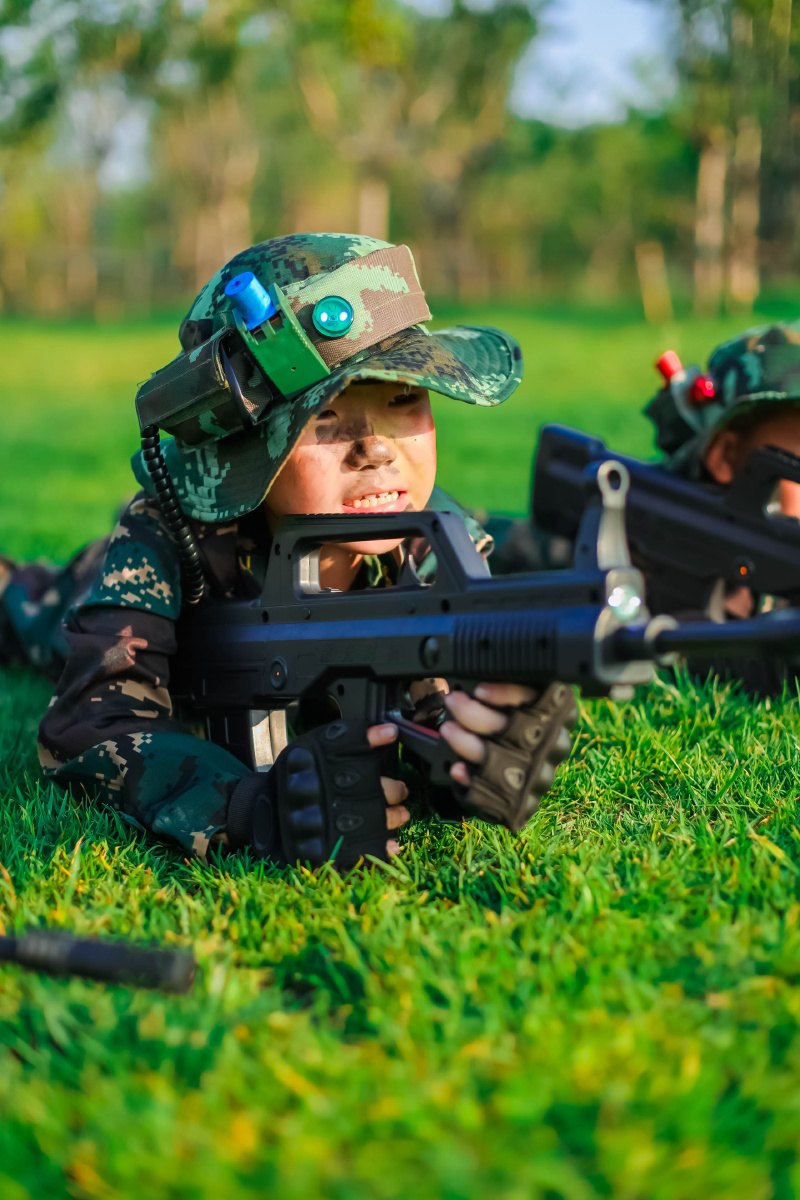 少年军旅训练营