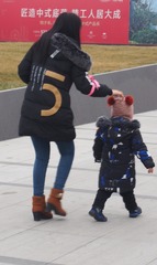 1569782