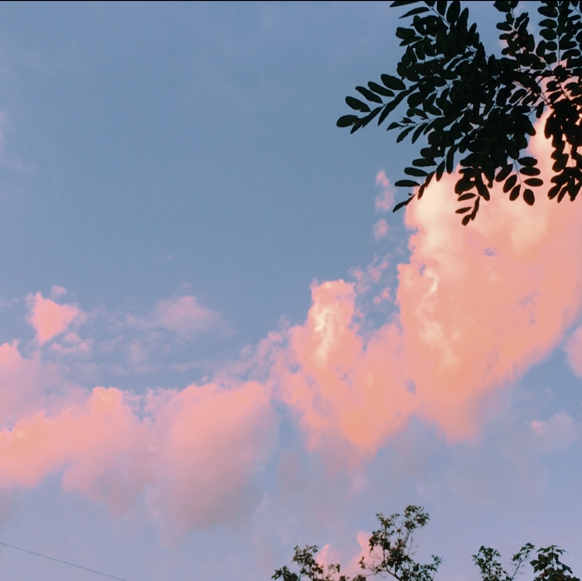 天边云 - 桔桃子 - 图虫网 - 优质摄影师交流社区