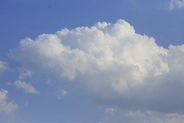 36707144-6C19-4CDF-A93C-7BF435D94810/L0/001