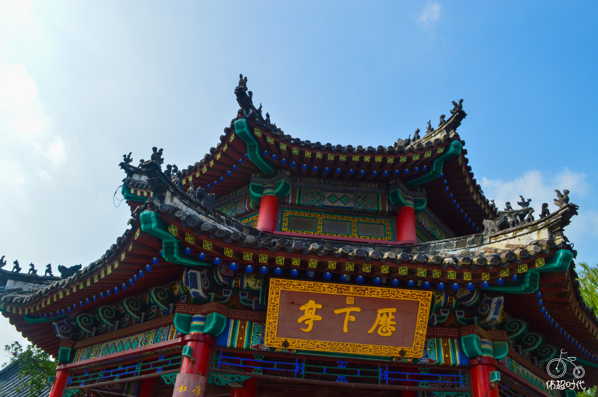 大明湖的湖心亭,请多指教.