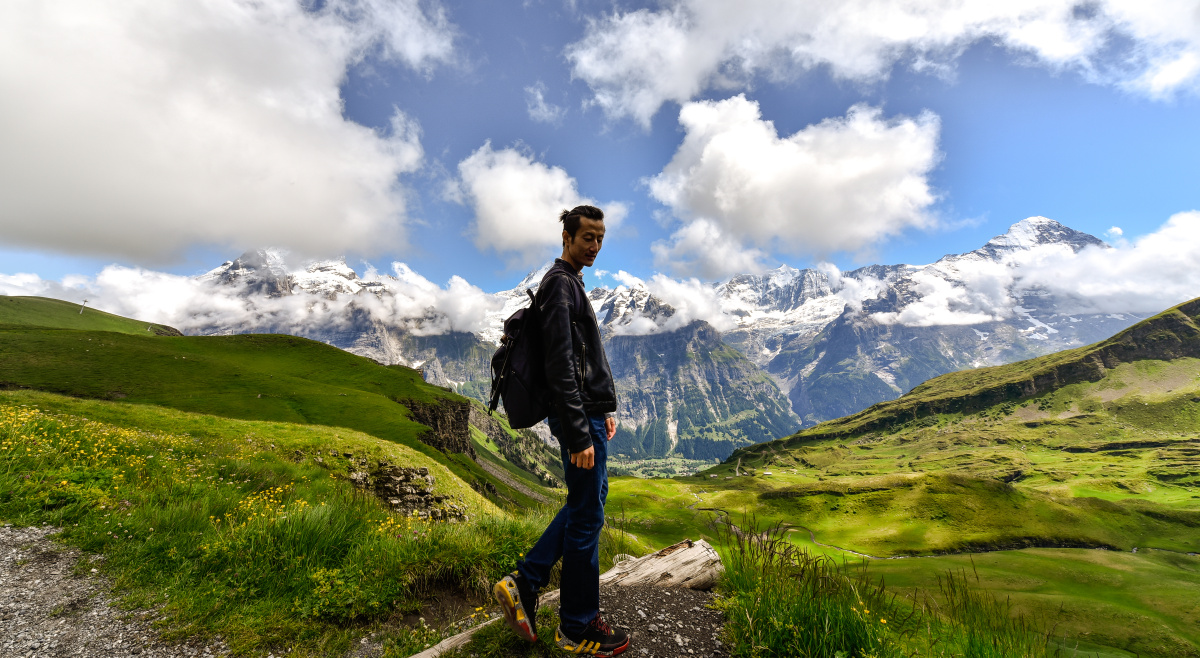 瑞士徒步背包客